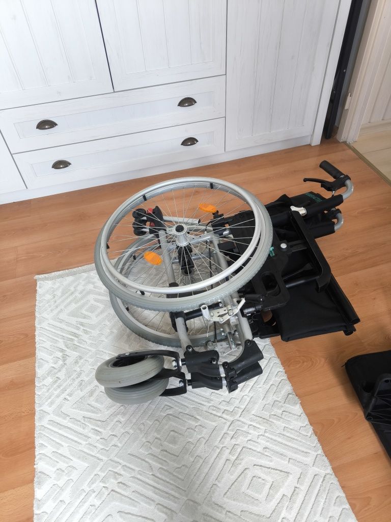 Wózek inwalidzki RF-4 CRUISER ACTIVE 2