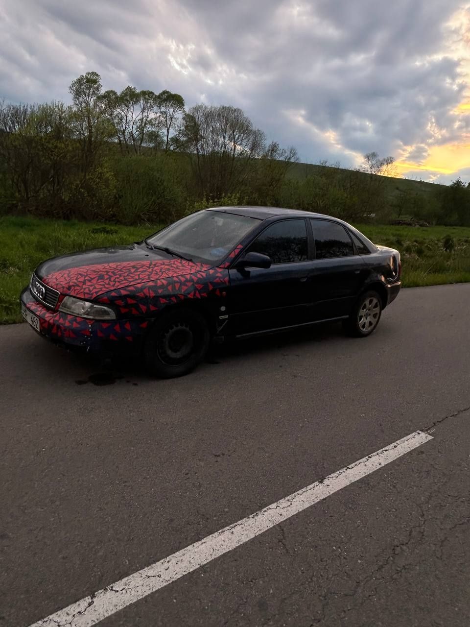 Продам авді а4б5