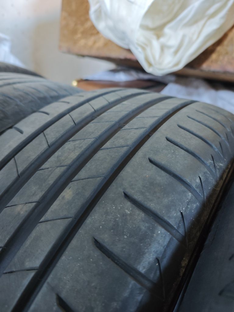 4 Pneus 225 55 R17  Bridgestone e Michelin