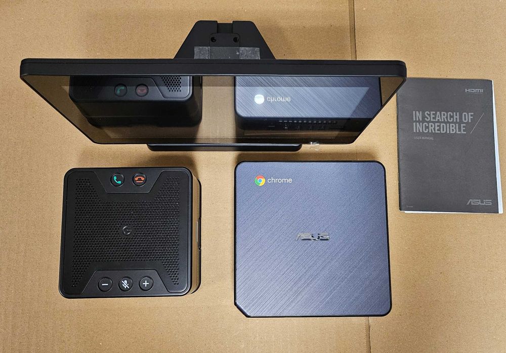 Komputer Asus Chromebox 3 z zestawem do videokonferencji