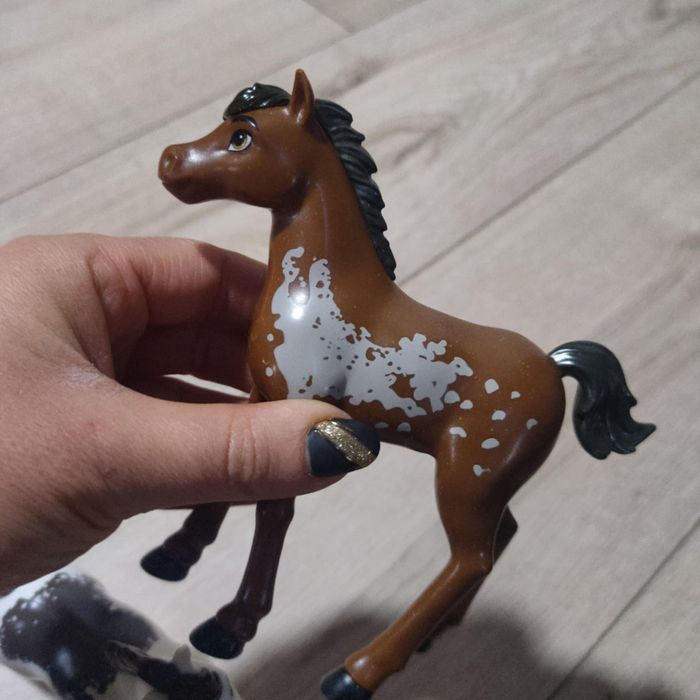 Dwa koniki spirit Mustang duch wolności