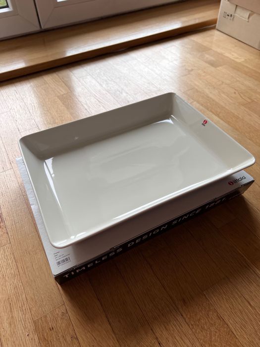 Patera Iittala Teema 24 x 32 biała