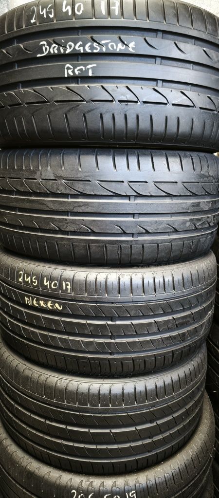 Pneus  245/40/17
