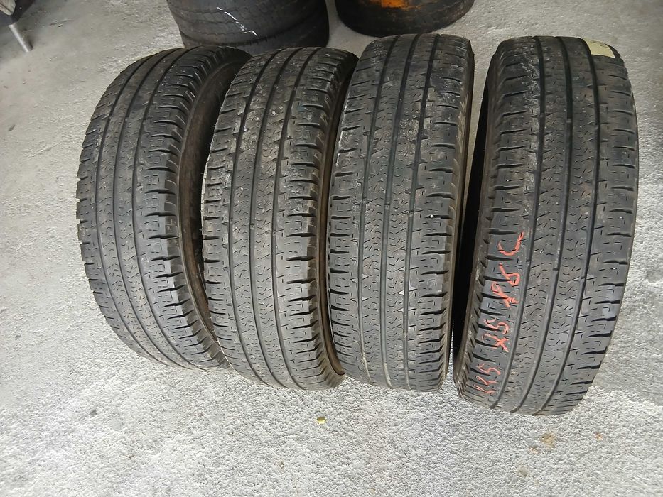 4 Pneus 225/75R16 CP Michelin Camping