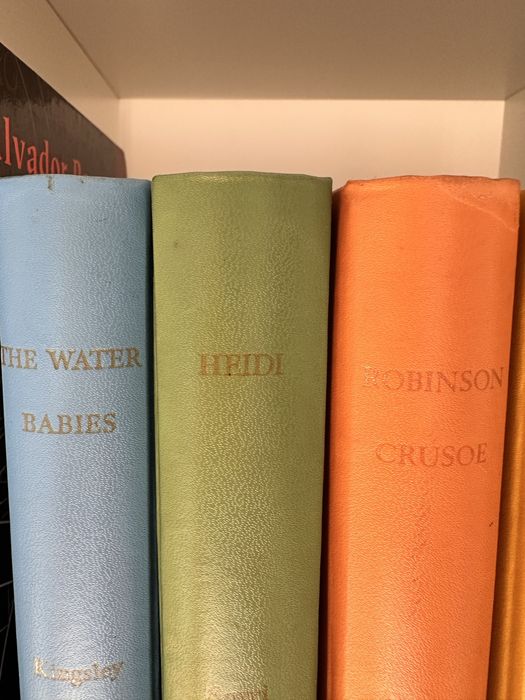 Colecao de livros super decorativos da Caxton Junior Classics novos