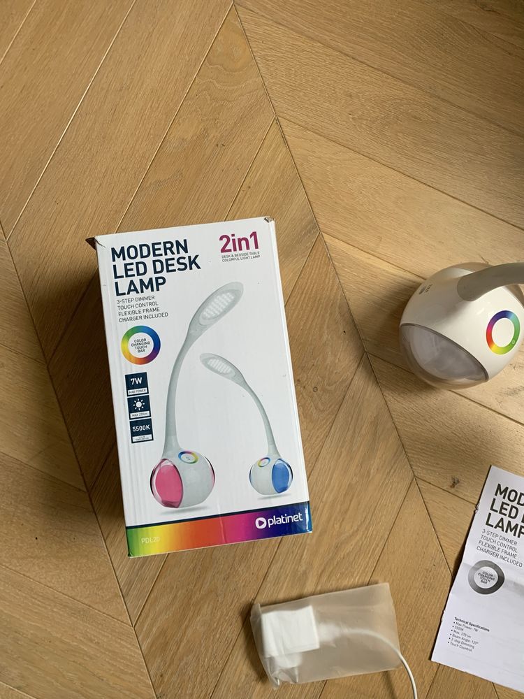 NOWA w pudelku Platinet lampka biurkowa