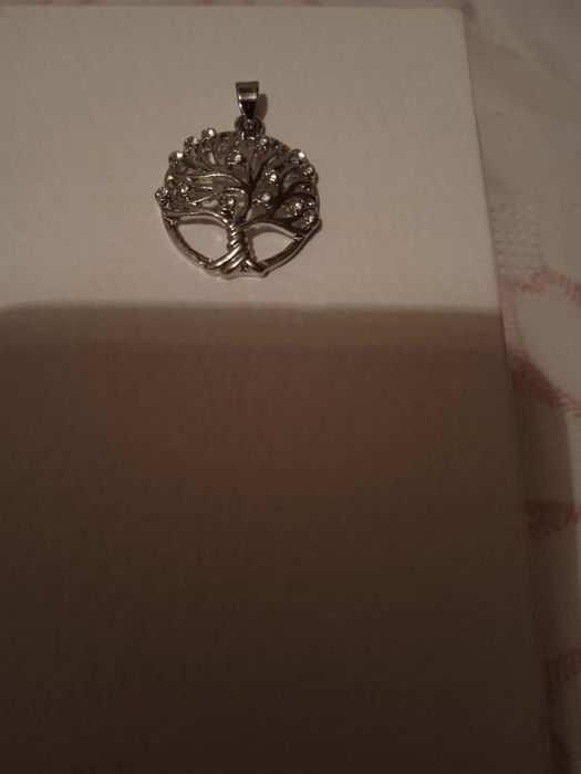 Подвеска- дерево,со стразами