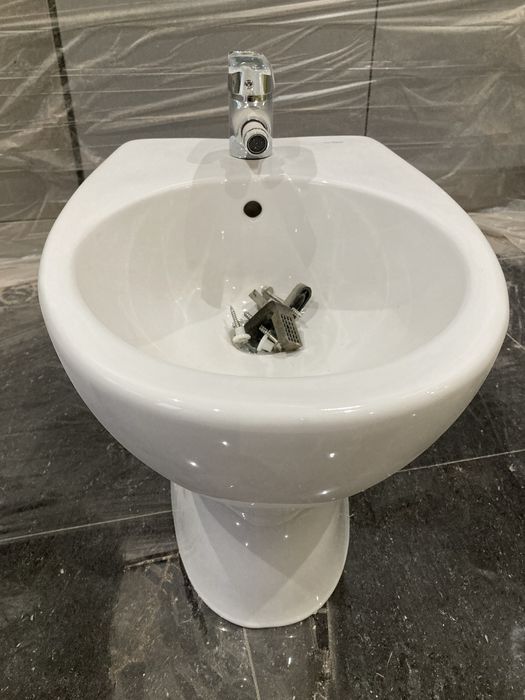 Bidé Sanitana bom estado