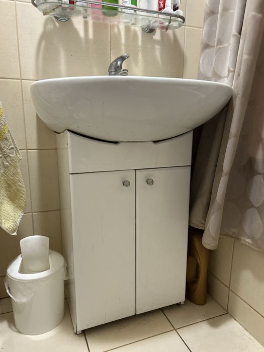 Mega okazja szafka lazienkowa z umywalka i bateria!