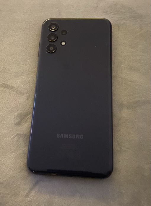 Smartphone SAMSUNG Galaxy A13 (6.6" - 4 GB - 64 GB - Preto)