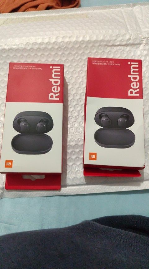 Нові бездротові навушники Bluetooth Xiaomi airdots 2