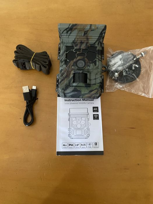 Vendo camera solar,bateria recarregavel e pilhas wifi