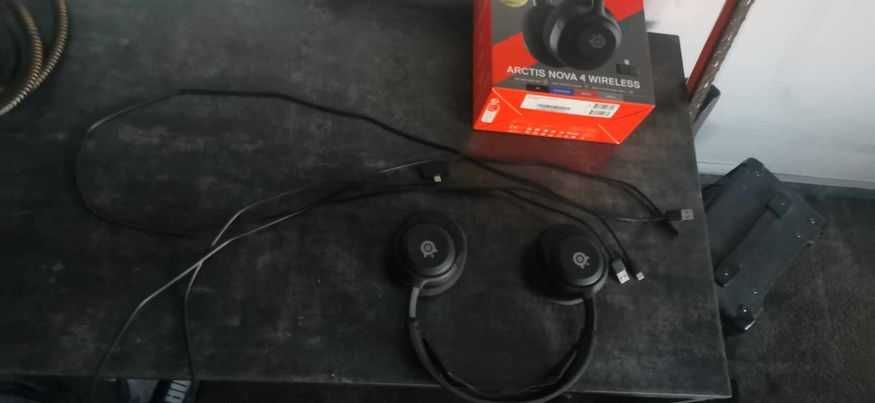 SteelSeries Arctis Nova 4 (bezprzewodowe)