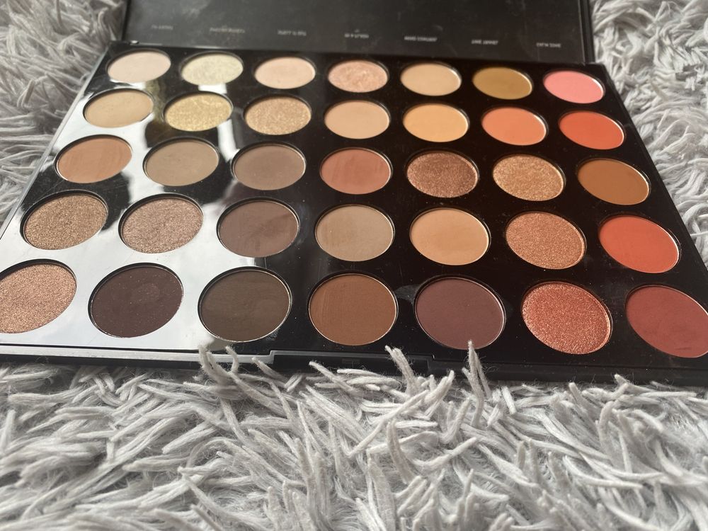 Paleta cieni do powiek Morphe 350 supernatural glow