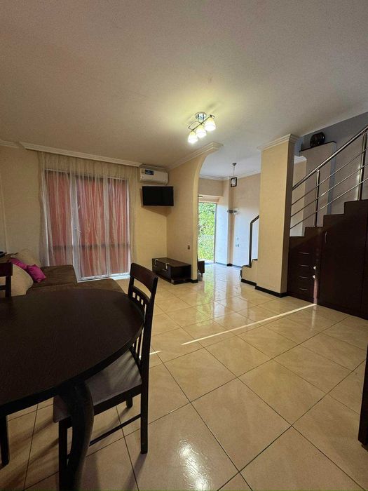 Здається Будинок по вулиці Київській