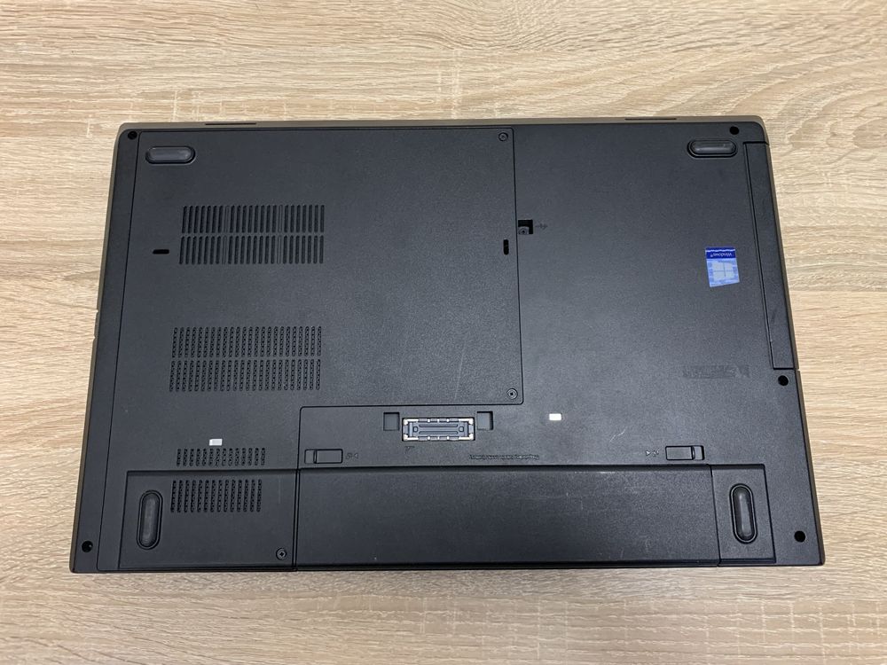 Ноутбук 15,6” FHD IPS Lenovo ThinkPad L570 i5-7300/8-32/120-256