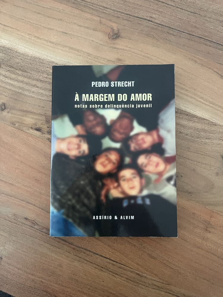 Livro À margem do Amor