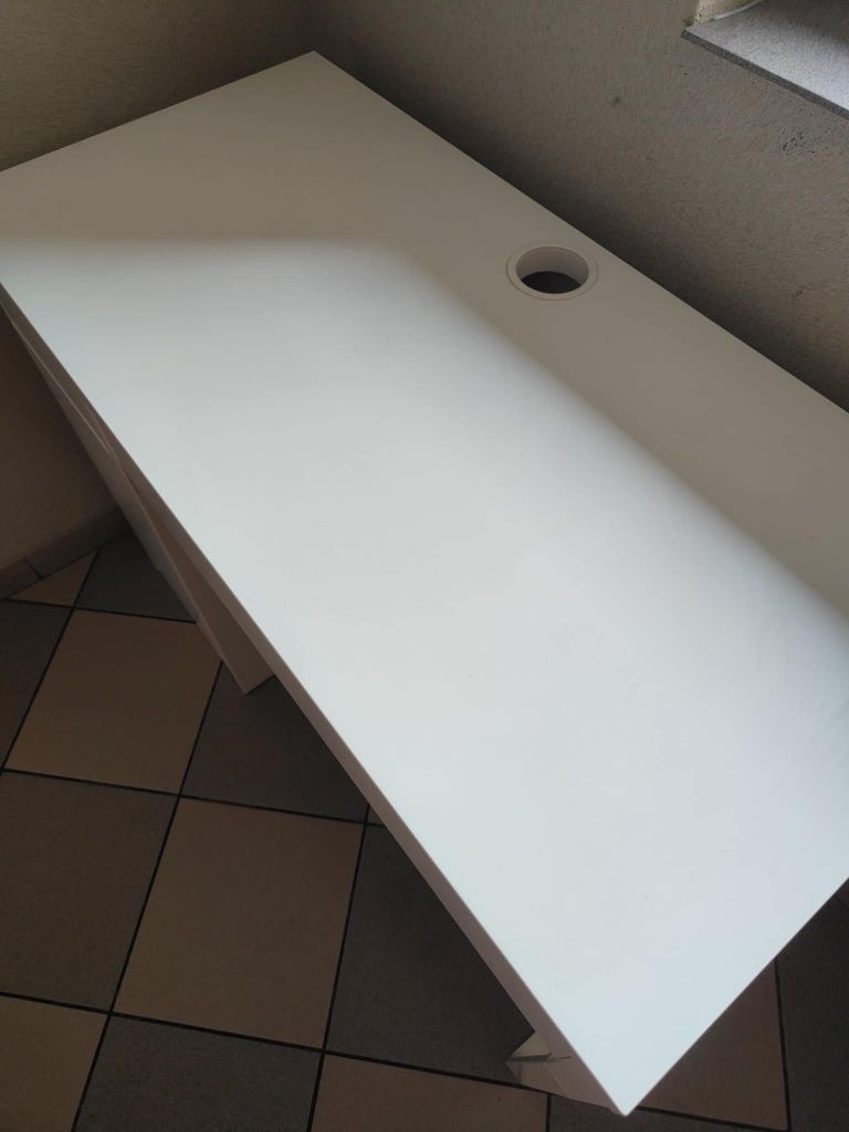 Biurko białe ikea