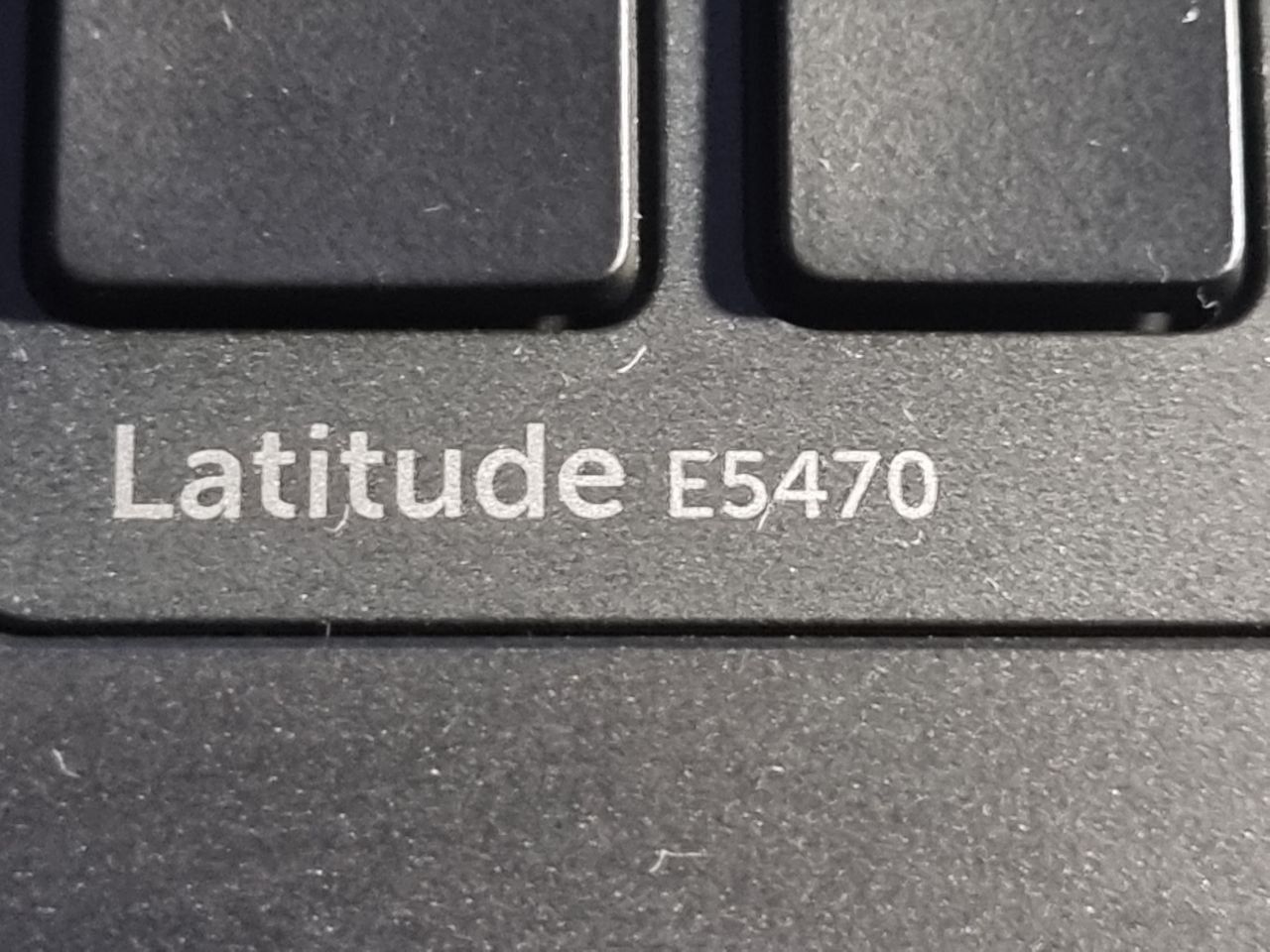 Ноутбук DELL LATITUDE E5470 14"
Память 8/256 SSD
Процессор
Цена 13.500