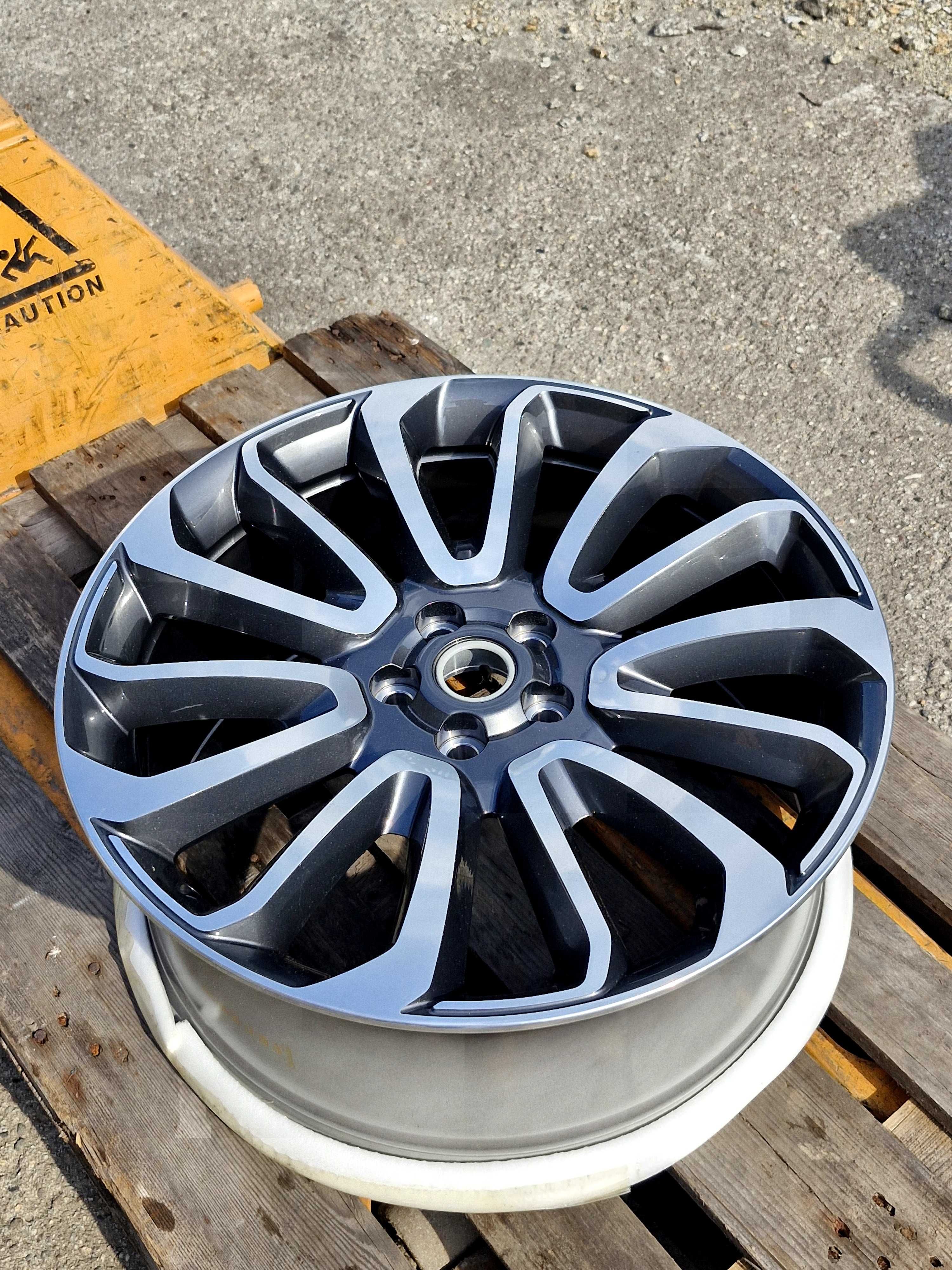 Felga pojedyncza RangeRover Vogue 5x120 r22 9.5j GK5M-1007.BA