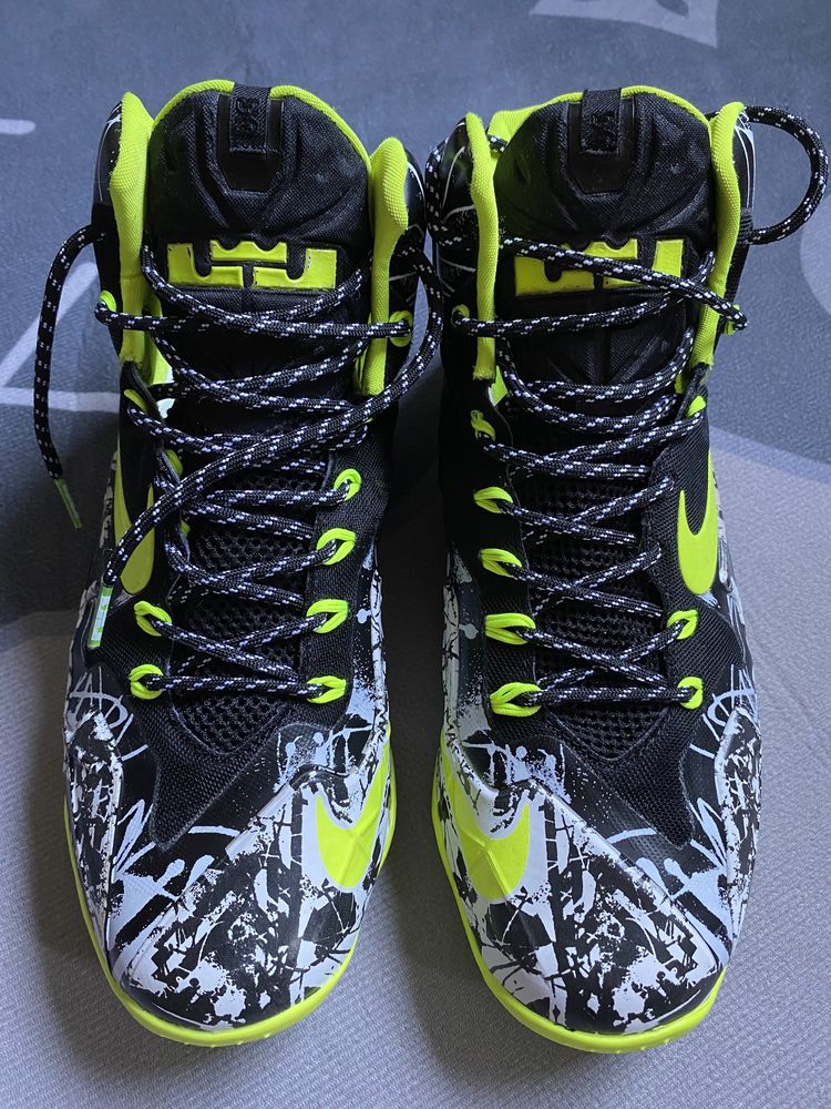 Nike Lebron 11 Graffiti