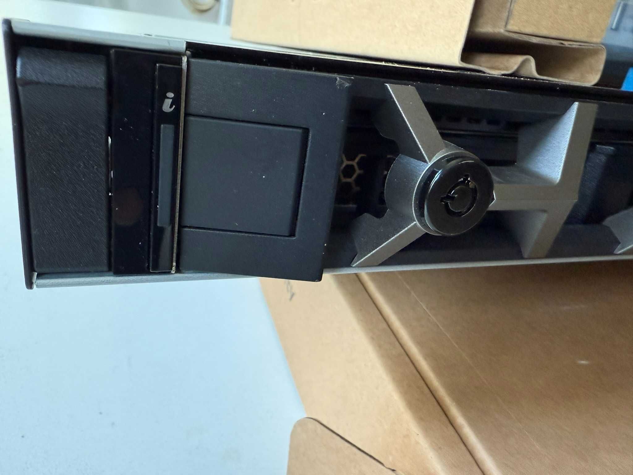 Serwer Dell PowerEdge plus  R240 ZYXEL USGFLEX200