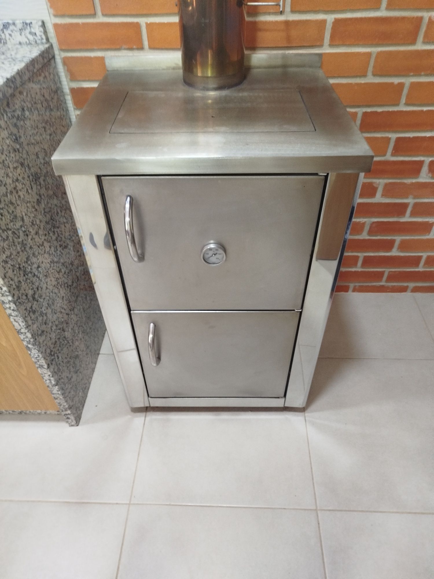 Fogão a Lenha Inox, oferta de 1 Tonelada de Lenha