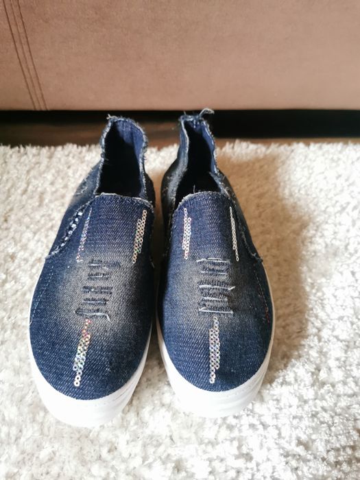 Trampki tenisówki jeansowe z cekinami 35