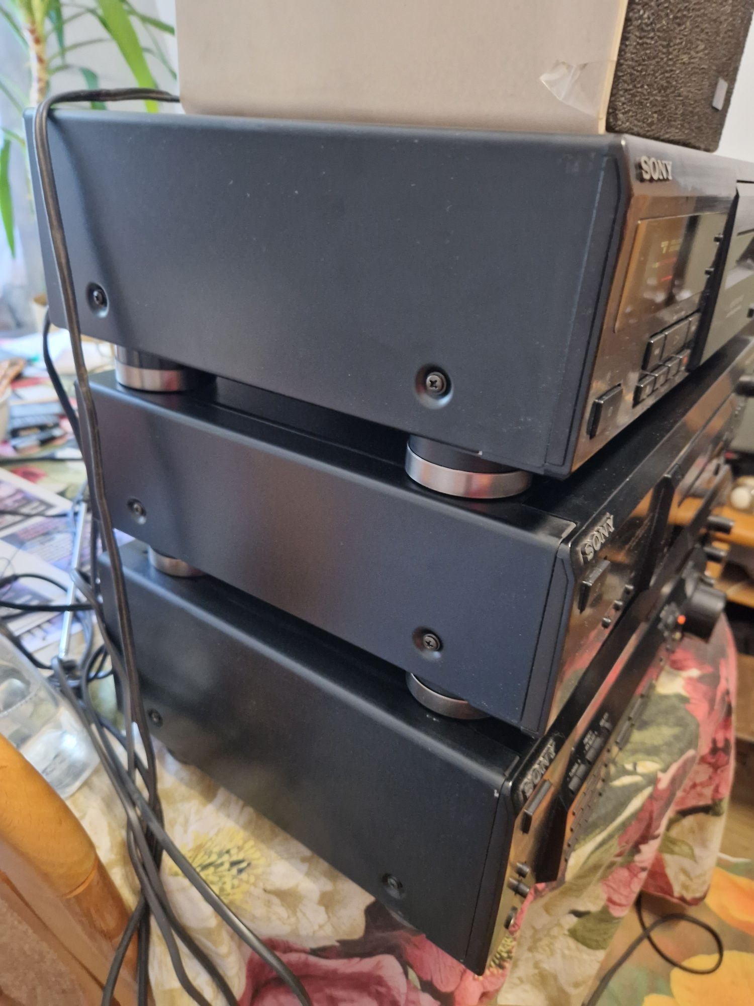 Sony STR-DE235 - amplituner 5.1 + CD PLAYER SONY CDP-XE330