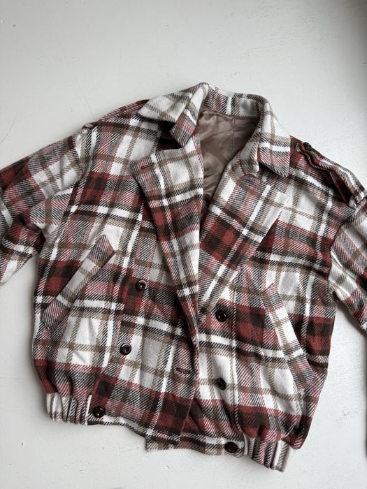 Куртка в клетку. Новая.