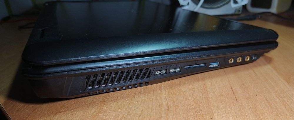 Игровой ноут Msi Gt70 i7,видео4Гб,Ssd+hdd