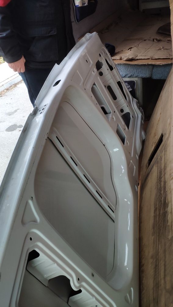 Drzwi tył lewe Mercedes sprinter 906, do założenia