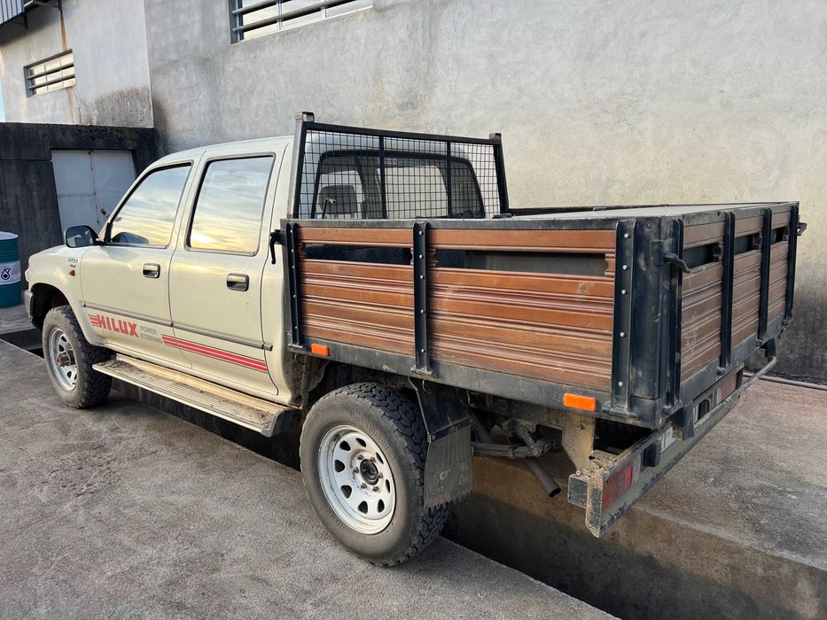 Toyota Hilux 4x4