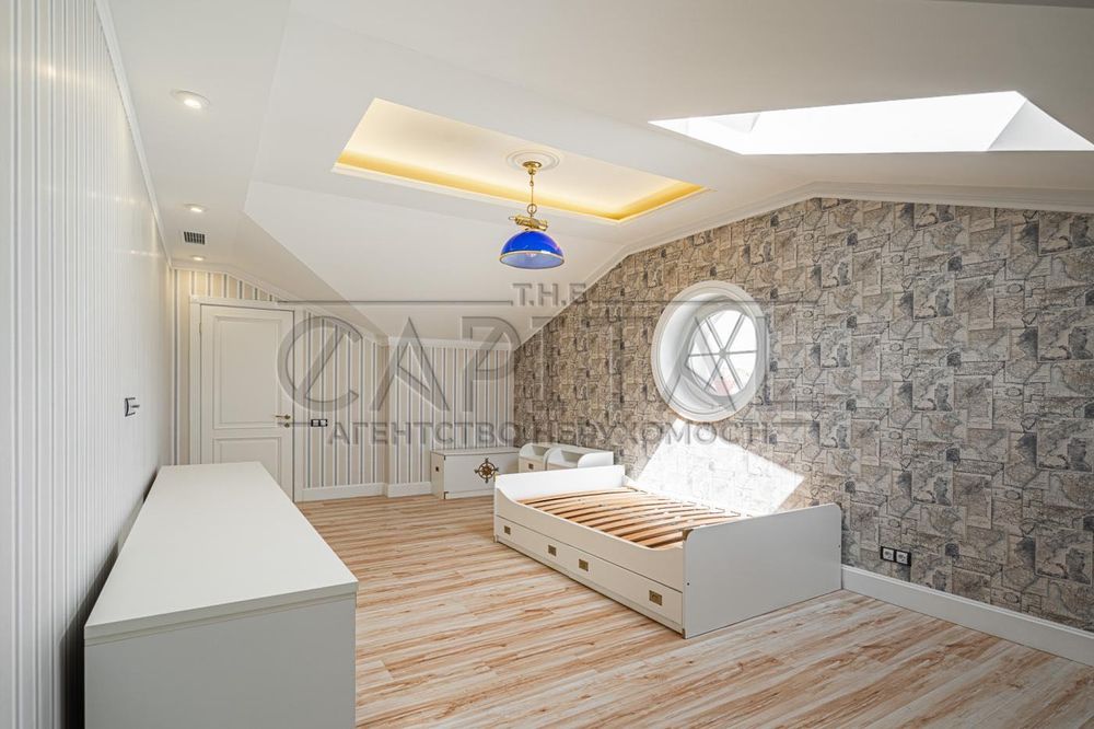 Оренда / Будинок / вул. Молодіжна, Крюківщина