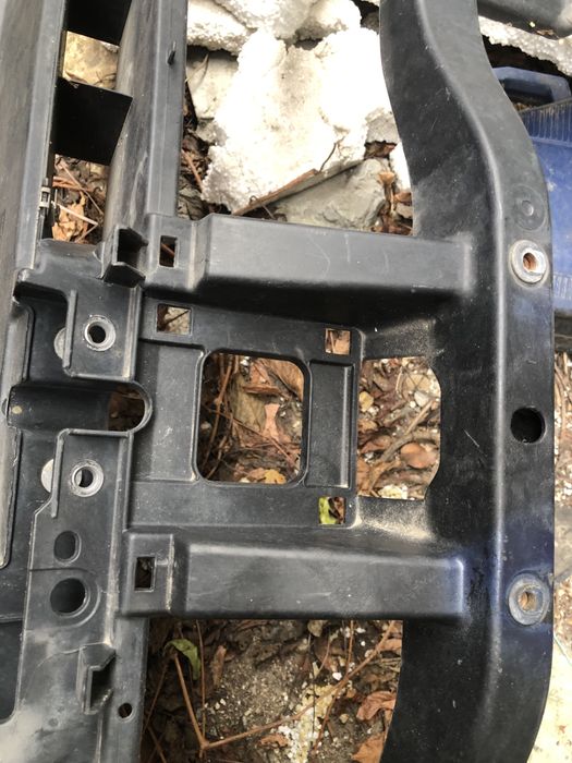 Телевизор Передняя панель пассат б6