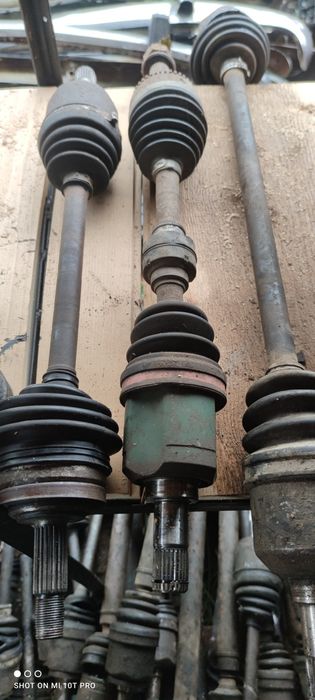 Ліва полуось лансер 9 1,6 шрус лансер ІХ