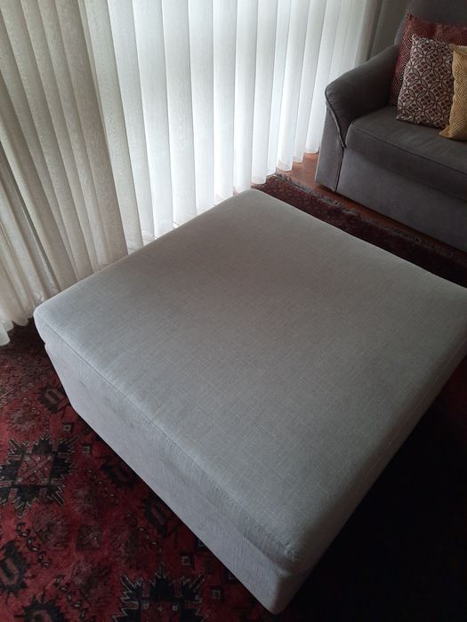 Pouf  e repousa pés