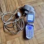 Stary telefon komórkowy samsung SGH x460 sprawny ładowarka