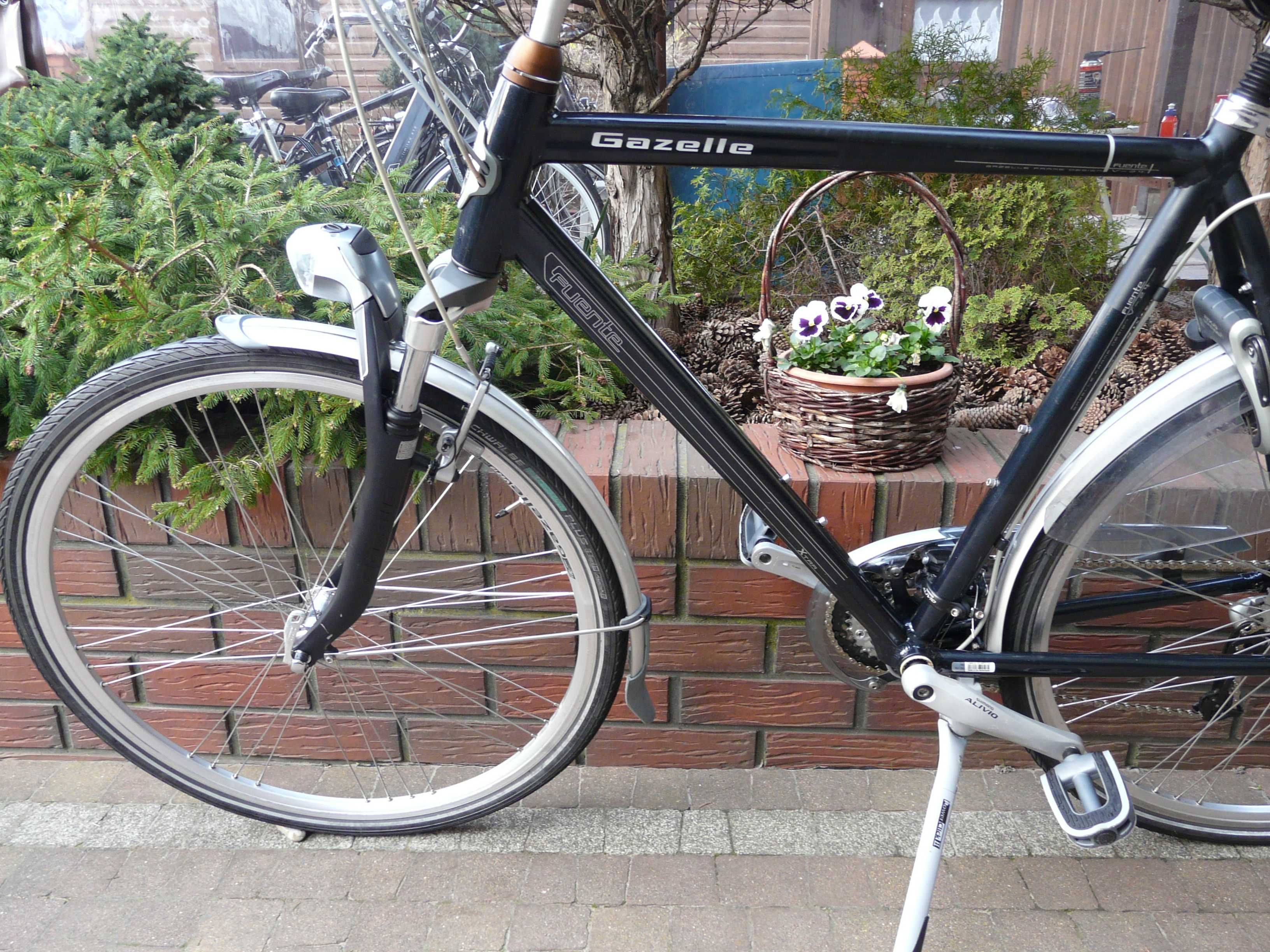 Rower trekingowy GAZELLE Fuente 28"/61 sprawny,ładny Niderland