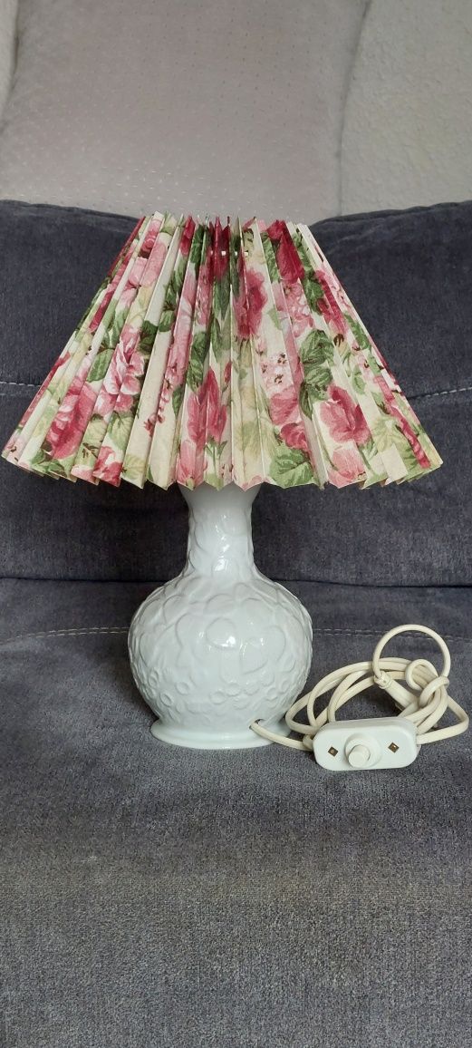 Stara lampka nocna  porcelana