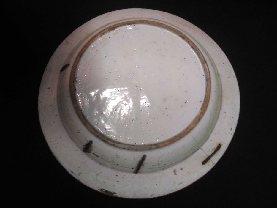 Faiança - Prato com 28cm