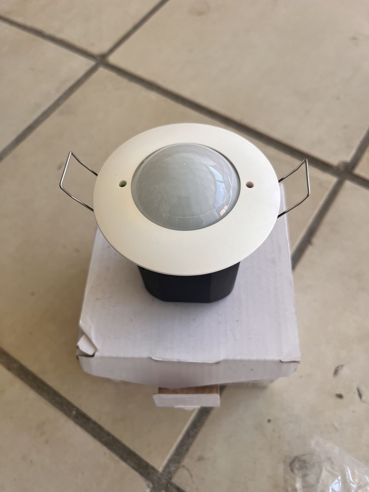 B.E.G. Luxomat Luz Detetor de presença teto