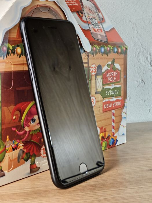 Iphone SE 2022 64GB neverlock 95% батарея