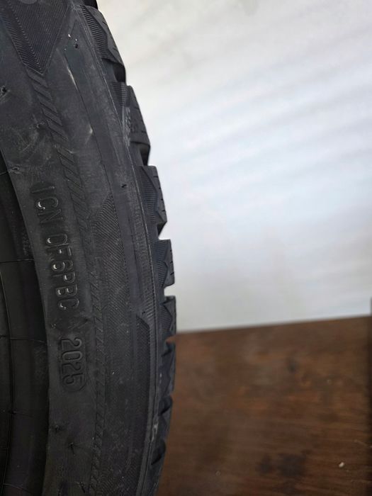 Nowe Koła Zimowe Oryginalne Audi A4 S4 8K B8 18 Cali Barum 2025 Rok