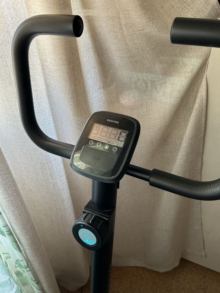 Bicicleta estática ESSENTIAL Domyos