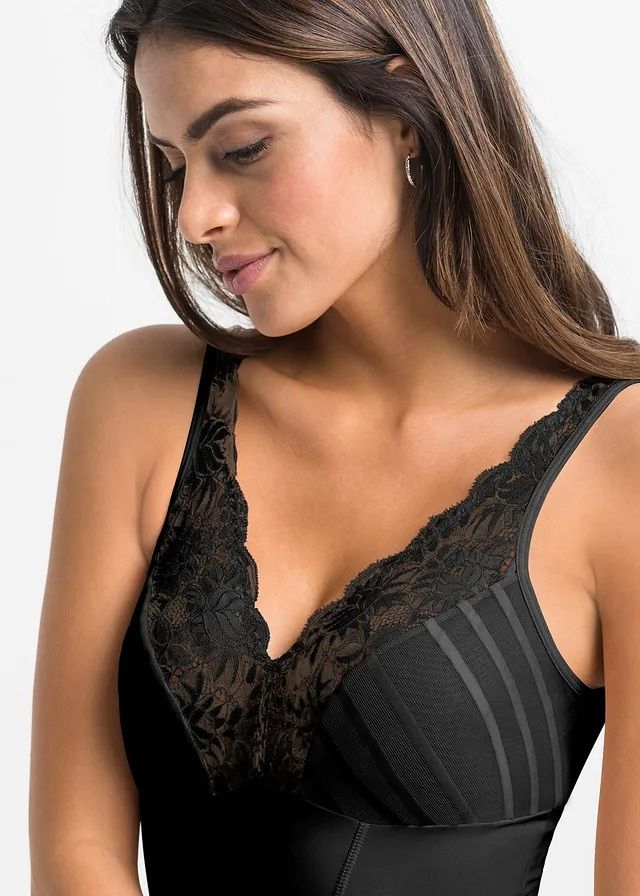 B.P.C. body shape średni stopień modelowania czarne z koronką r.36