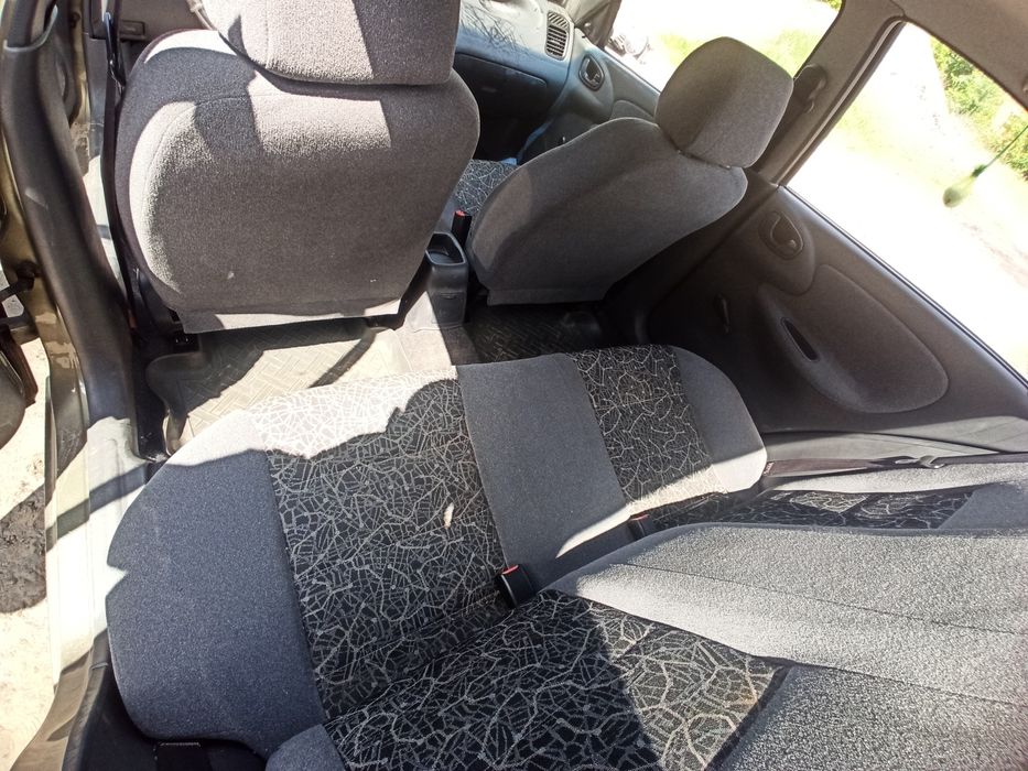 Салон, део ланос Daewoo Lanos