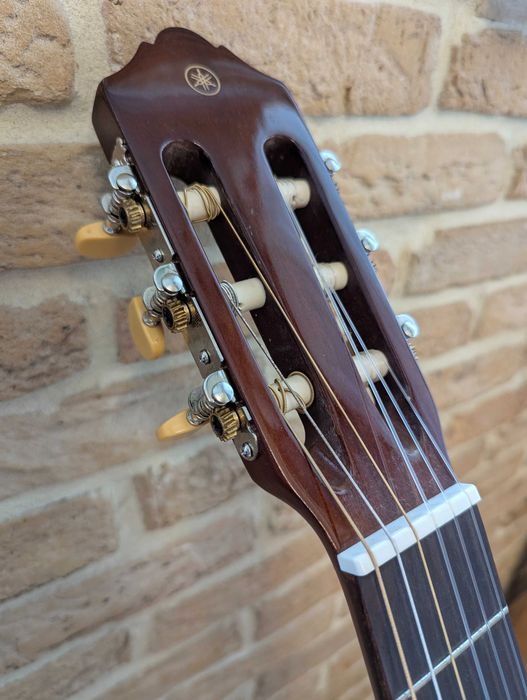 Gitara klasyczna Yamaha C40 używana
