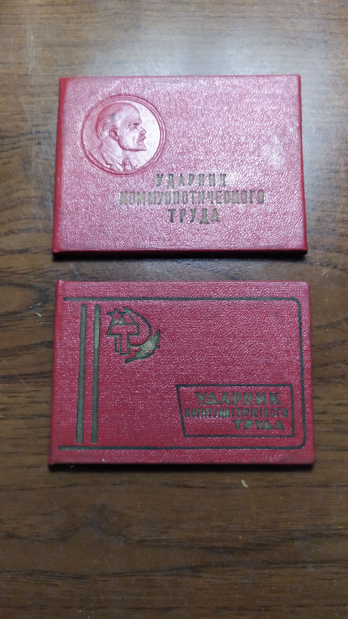 Продам   книжки.
