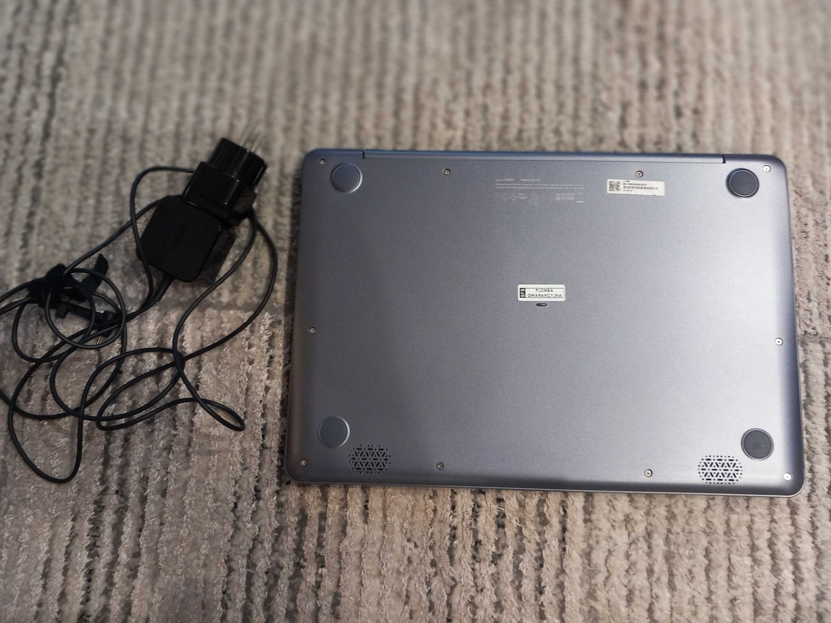 Asus L406M Notebook PC